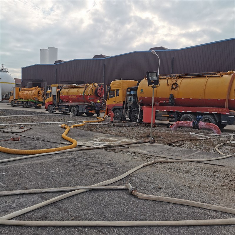 平塘污水池清理